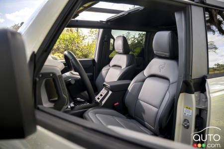 Intérieur de Ford Bronco Everglades
